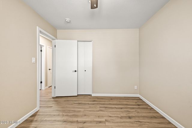 2301 E LAUREL Lane, Phoenix, AZ 85028