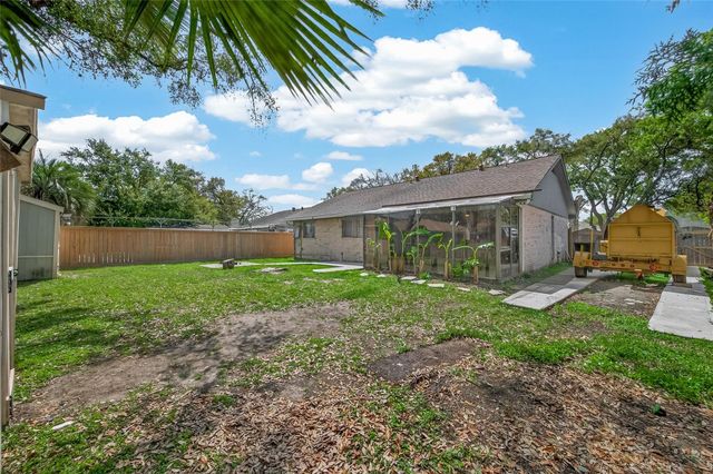 16643 Seawolf Drive, Houston, TX 77062