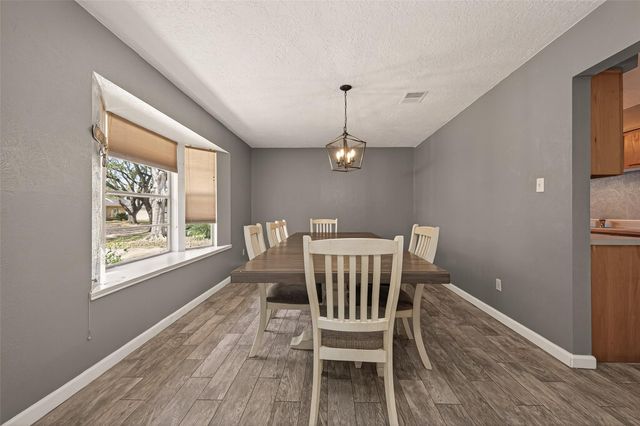 16643 Seawolf Drive, Houston, TX 77062