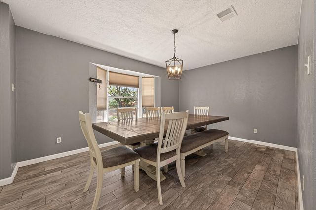 16643 Seawolf Drive, Houston, TX 77062