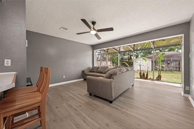 16643 Seawolf Drive, Houston, TX 77062