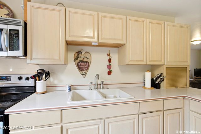 4830 O'Malley Road, Anchorage, AK 99507