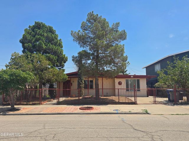 226 CORONADO Road, El Paso, TX 79915