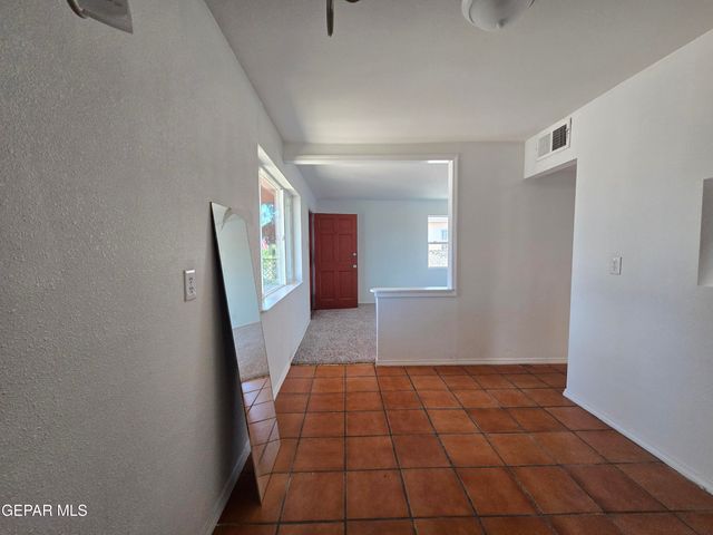 226 CORONADO Road, El Paso, TX 79915