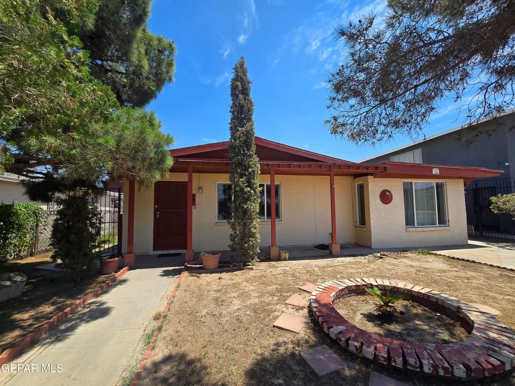 226 CORONADO Road, El Paso, TX 79915