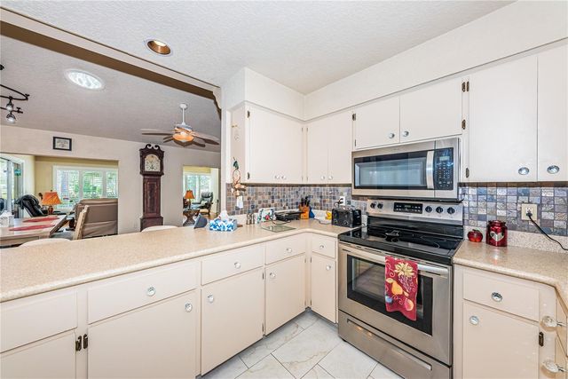 3248 HILARY CIRCLE, Palm Harbor, FL 34684