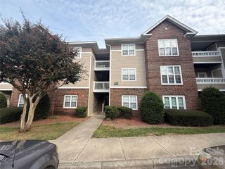 9811 Campus Walk Lane C, Charlotte, NC 28262
