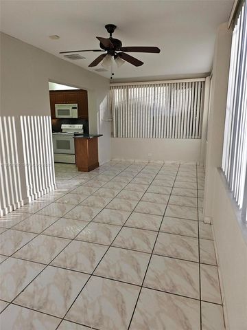 1000 NE 13th Ave, Homestead, FL 33033