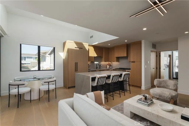 716 Orchid Avenue, Corona Del Mar, CA 92625