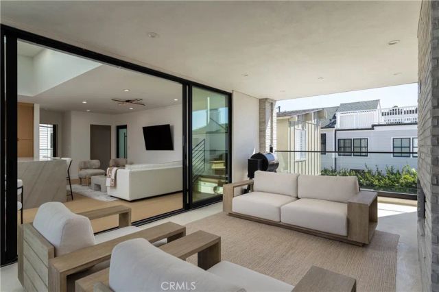 716 Orchid Avenue, Corona Del Mar, CA 92625