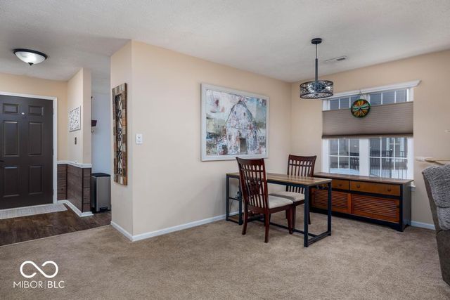 7721 Hollow Ridge Circle, Indianapolis, IN 46256