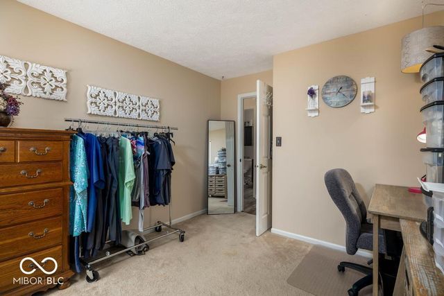 7721 Hollow Ridge Circle, Indianapolis, IN 46256