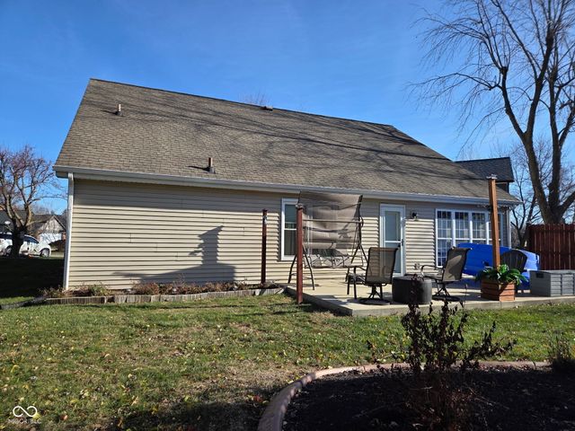 7721 Hollow Ridge Circle, Indianapolis, IN 46256