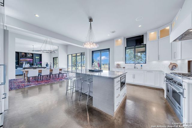 30820 Ovaro, Fair Oaks Ranch, TX 78015