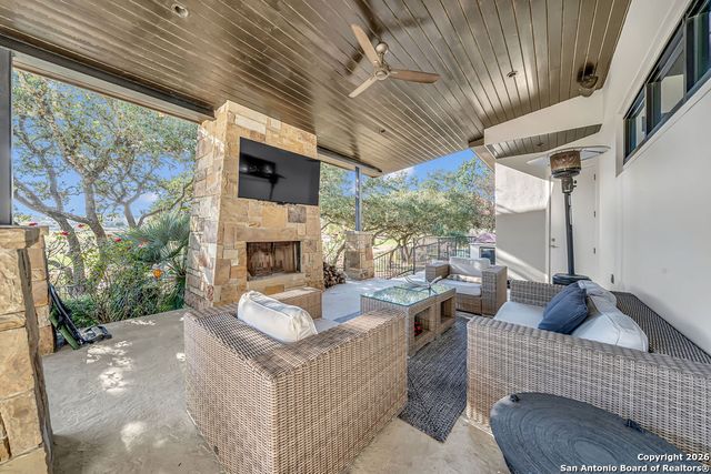 30820 Ovaro, Fair Oaks Ranch, TX 78015