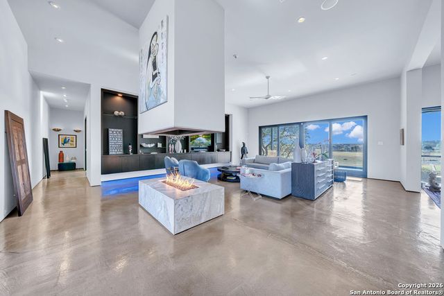 30820 Ovaro, Fair Oaks Ranch, TX 78015