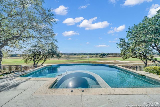 30820 Ovaro, Fair Oaks Ranch, TX 78015