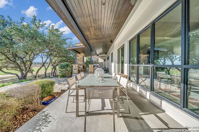 30820 Ovaro, Fair Oaks Ranch, TX 78015