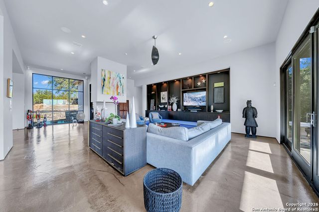 30820 Ovaro, Fair Oaks Ranch, TX 78015