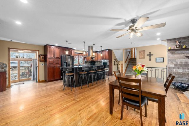 27357 468th Ave Avenue, Lennox, SD 57039