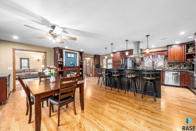 27357 468th Ave Avenue, Lennox, SD 57039