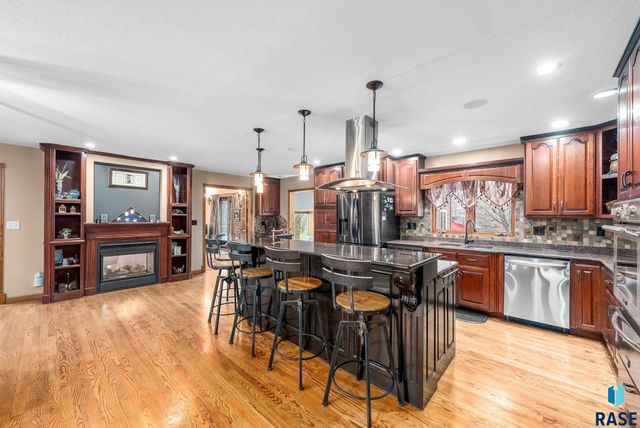 27357 468th Ave Avenue, Lennox, SD 57039