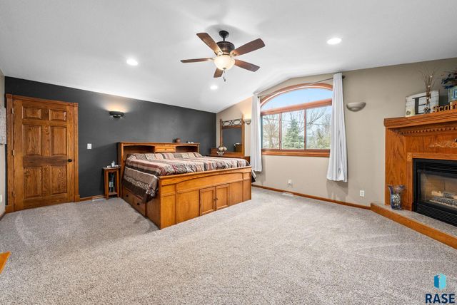 27357 468th Ave Avenue, Lennox, SD 57039