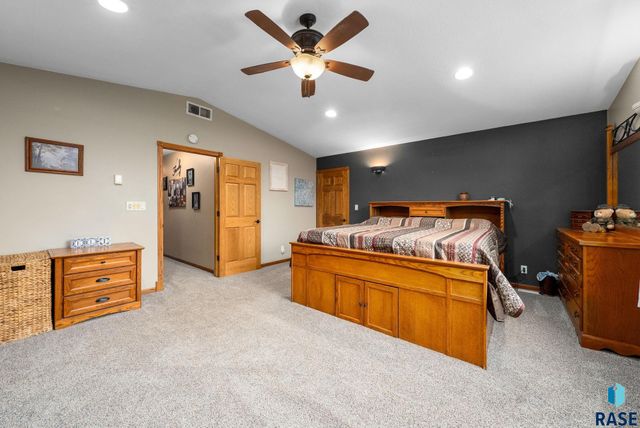 27357 468th Ave Avenue, Lennox, SD 57039