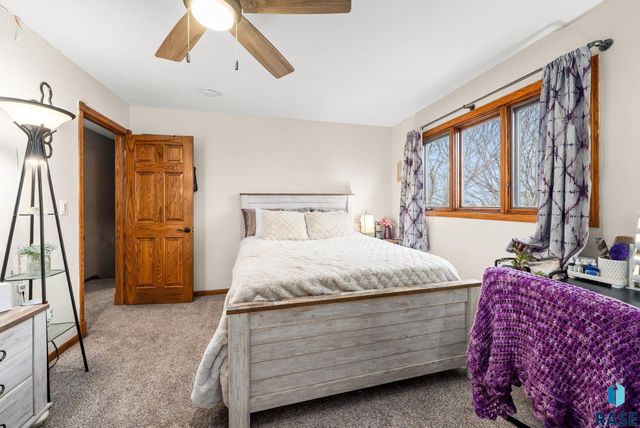 27357 468th Ave Avenue, Lennox, SD 57039