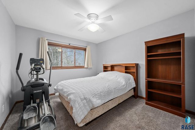 27357 468th Ave Avenue, Lennox, SD 57039