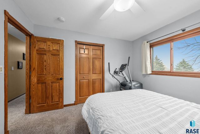 27357 468th Ave Avenue, Lennox, SD 57039