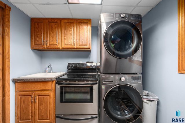 27357 468th Ave Avenue, Lennox, SD 57039