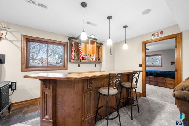 27357 468th Ave Avenue, Lennox, SD 57039