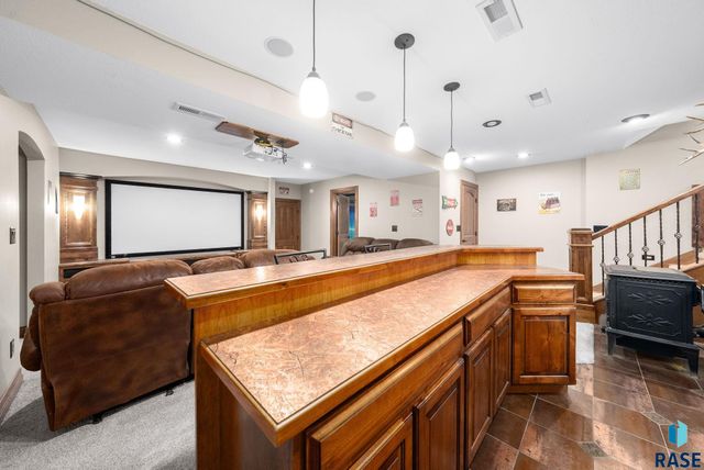 27357 468th Ave Avenue, Lennox, SD 57039