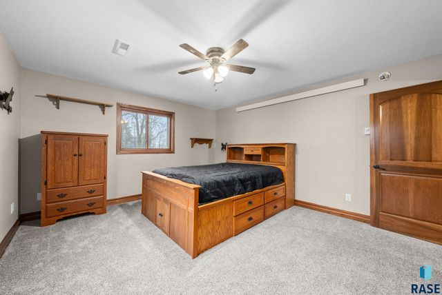 27357 468th Ave Avenue, Lennox, SD 57039