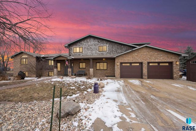 27357 468th Ave Avenue, Lennox, SD 57039