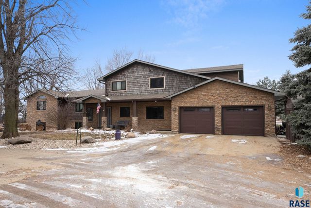 27357 468th Ave Avenue, Lennox, SD 57039