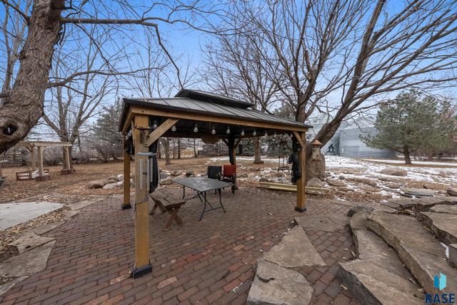 27357 468th Ave Avenue, Lennox, SD 57039