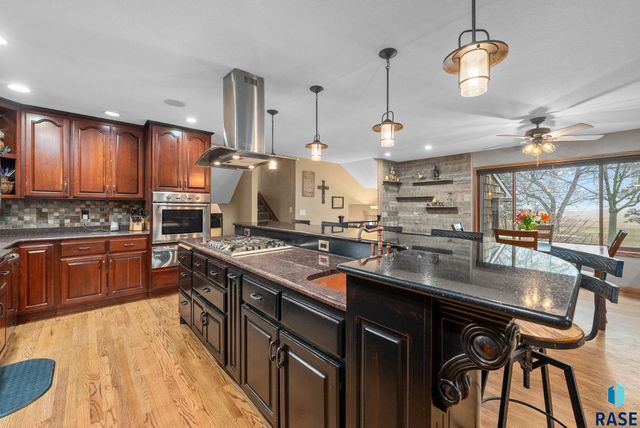 27357 468th Ave Avenue, Lennox, SD 57039