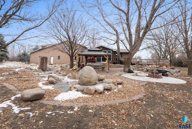 27357 468th Ave Avenue, Lennox, SD 57039