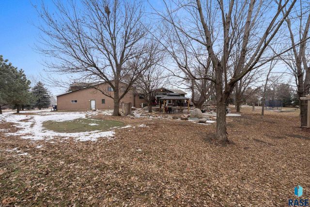 27357 468th Ave Avenue, Lennox, SD 57039