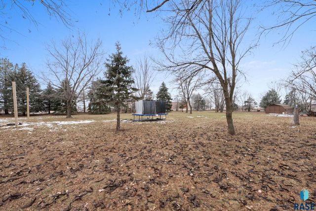 27357 468th Ave Avenue, Lennox, SD 57039