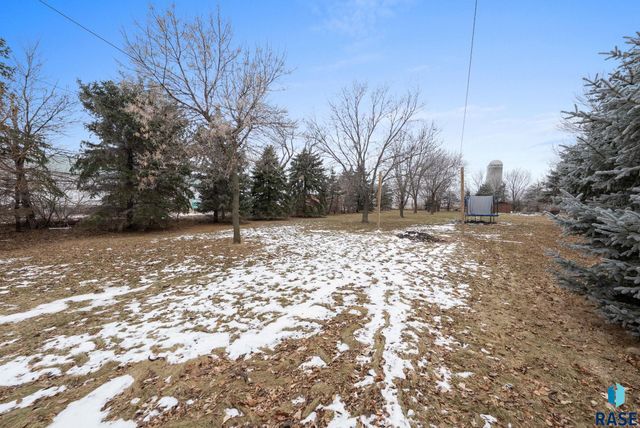 27357 468th Ave Avenue, Lennox, SD 57039