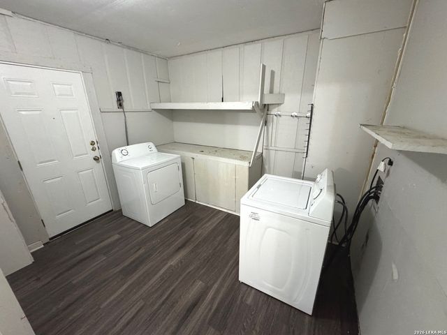 7300 Deep Spring Dr, San Antonio, TX 78238