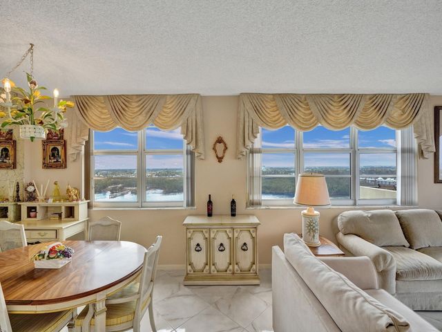 2121 N Ocean Boulevard, Boca Raton, FL 33431