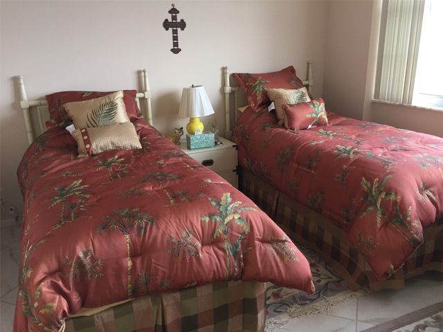 2121 N Ocean Boulevard, Boca Raton, FL 33431