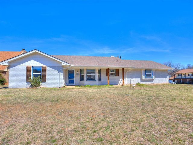 323 Willow Creek Circle, Norman, OK 73071