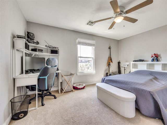 323 Willow Creek Circle, Norman, OK 73071