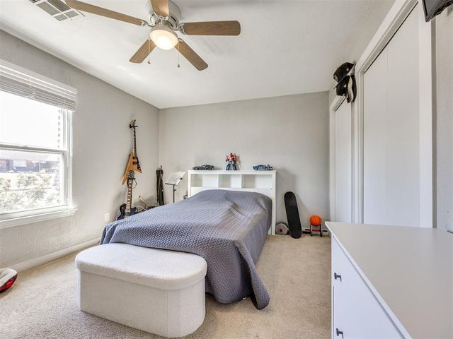 323 Willow Creek Circle, Norman, OK 73071