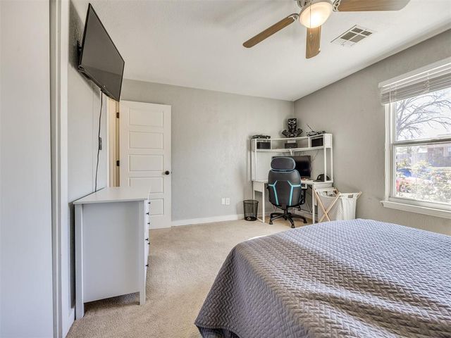 323 Willow Creek Circle, Norman, OK 73071